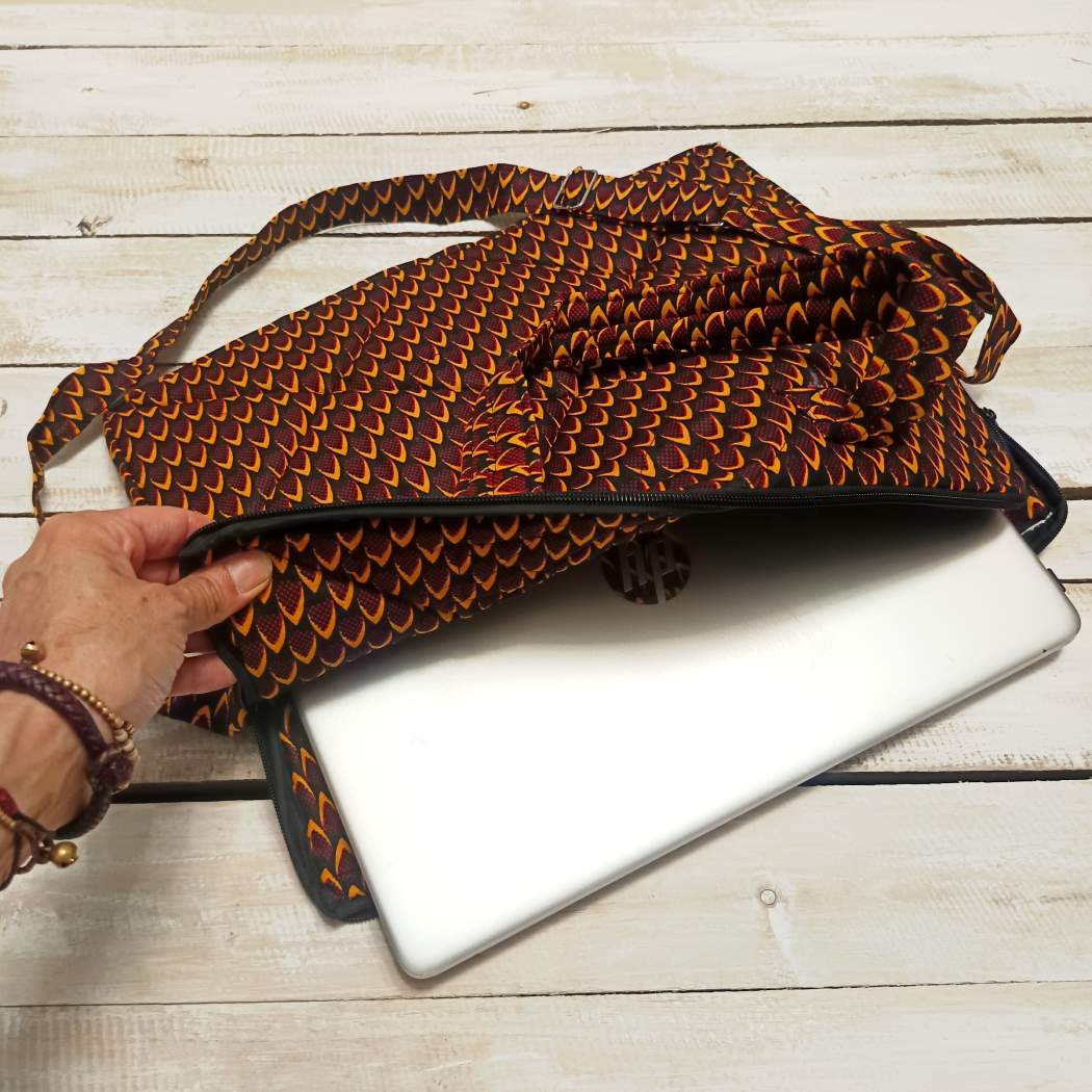 funda-pc-25.1